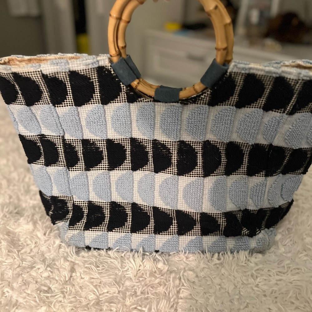 Isola Casa Carlotta Medium Tote Bag - Picture 4 of 16